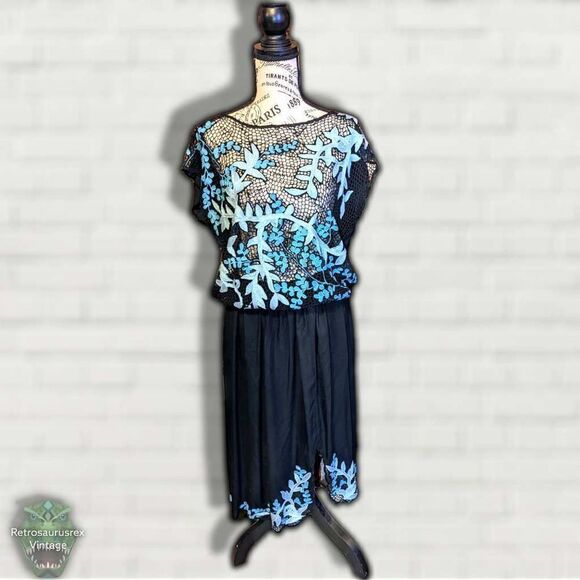 Vintage 1970's Indian Boho Two Piece Netted Embroidered Floral Blouse & Skirt Se - Picture 5 of 6